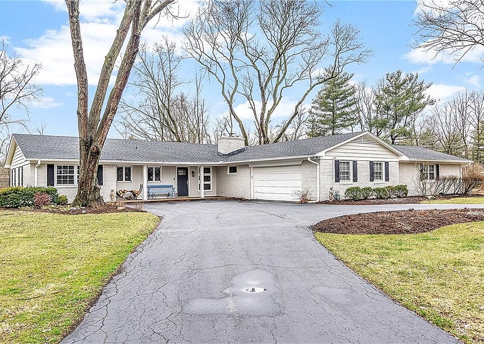 1st image of 441 Braeside South Dr