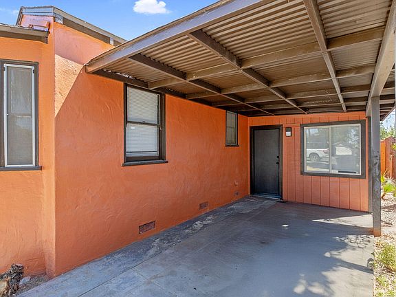 4th image of 1114 N Conyer Street