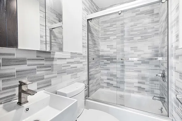 Rented by Compass | media 19