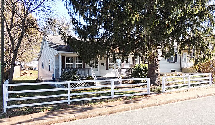 1st image of 315 Peliso Ave
