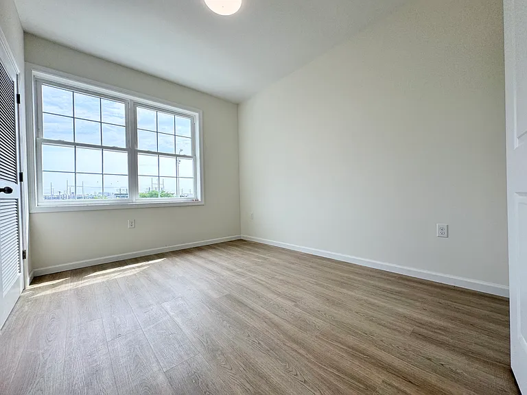 1269 Main St #301 — Photo 4
