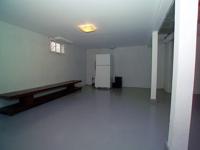 508 W Lakeside St — Photo 31