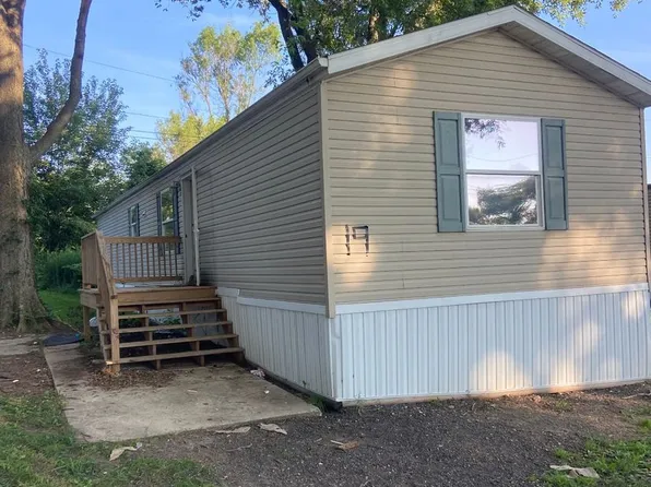 16260 W State Rd, Pecatonica, IL 61063