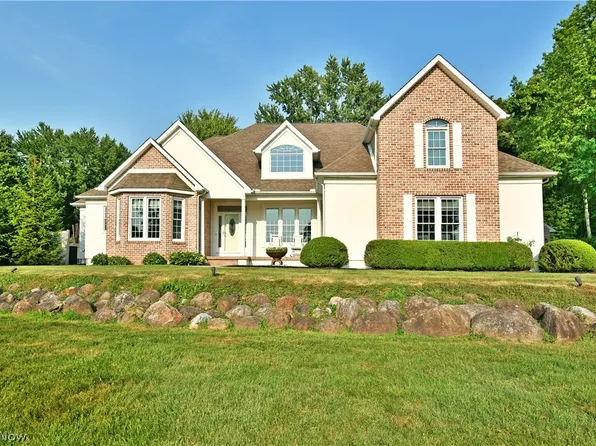 9216 Warren Painesville Rd, North Bloomfield, OH 44450