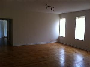 3rd image of 7508 S Essex Ave APT 2F