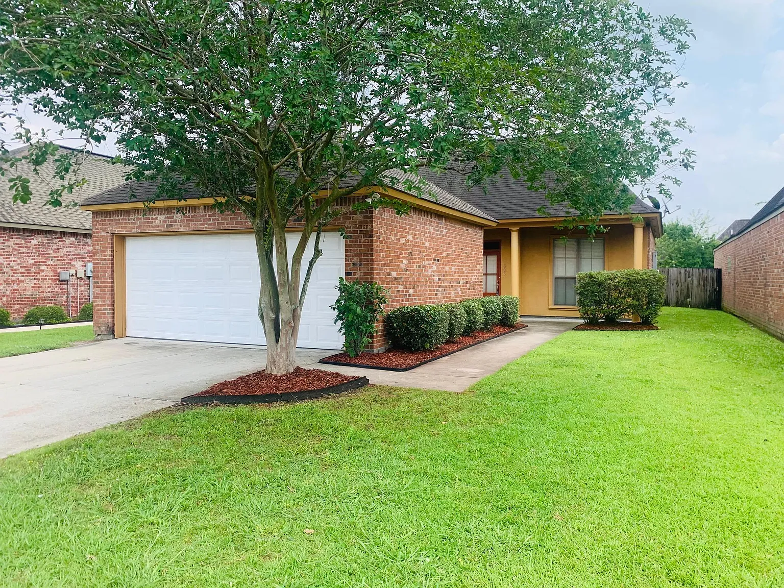 3 bed, 1500 sqft, $1,875 — Photo 2