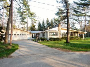 810 Indian Trl, Manistique, MI 49854