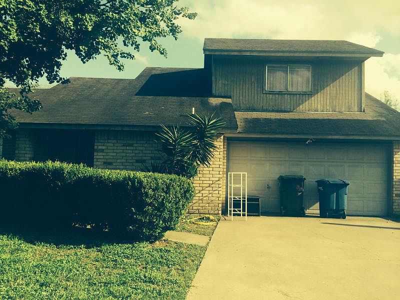 1st image of 3734 Brookhill Dr