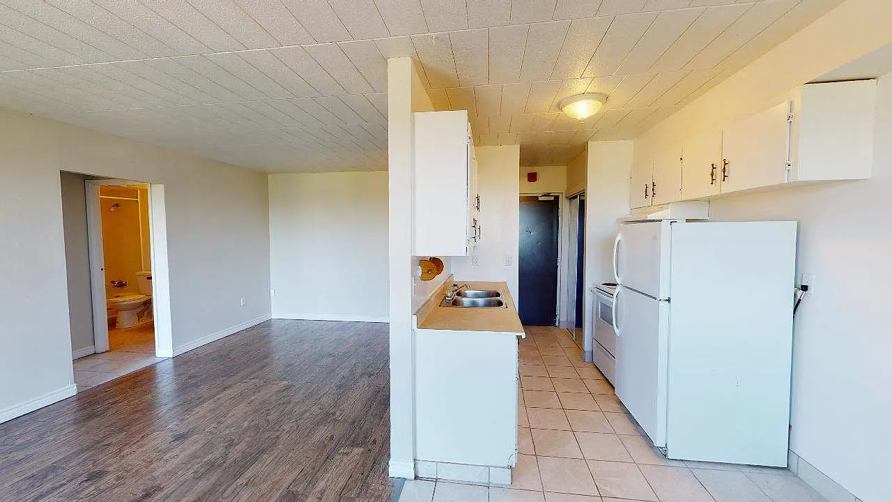2 bed, $1,445 — Photo 3