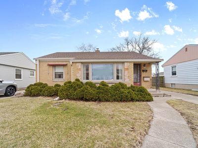 2040 South 87th STREET, West Allis, WI, 53227