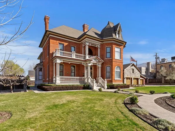 42 W Center St, Kaysville, UT 84037