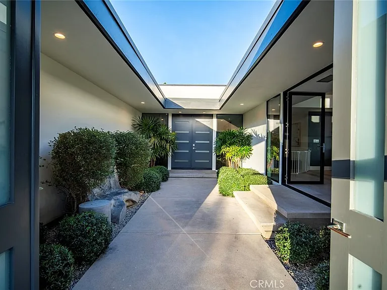 17 Monarch Bay Dr — Photo 5