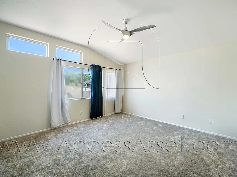 29002 Spindrift Cir — Photo 24