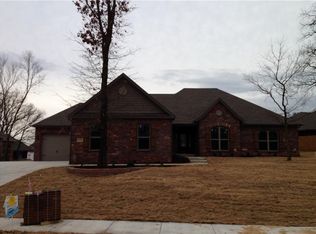 6403 SW Fairview Blvd, Bentonville, AR 72712