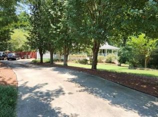 32 Creekwood Ct, Hiram, GA 30141
