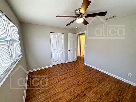 3rd image of 500 Ameca Ave