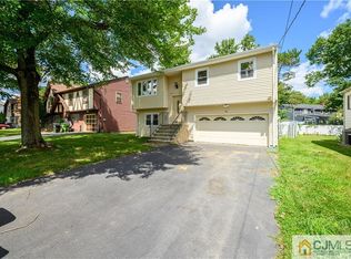 24 Mount Pleasant Ave, Edison, NJ 08820