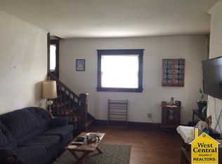 302 S Main St, Windsor, MO 65360