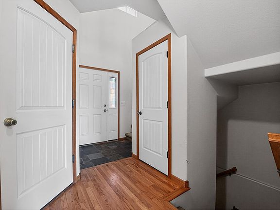 4th image of 1414 S California Ave