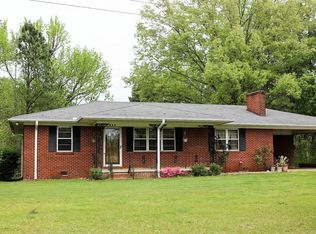 200 W Loveless Rd, Booneville, MS 38829