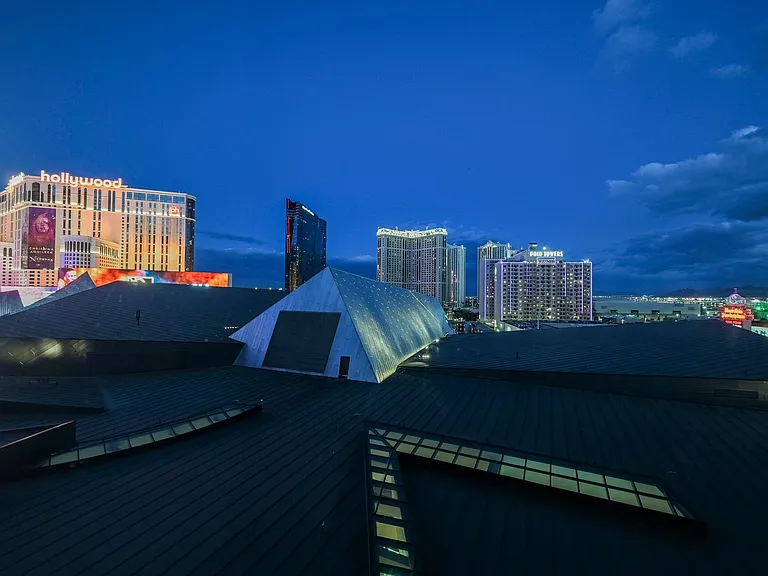 3722 Las Vegas Blvd S #505 — Photo 33
