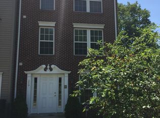 240-246 Denny Park Dr, Pittsburgh, PA 15214