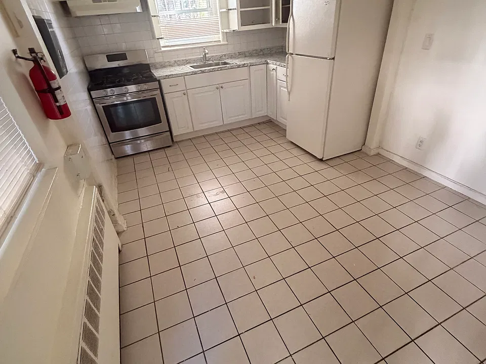 4607 Wilder Ave #1