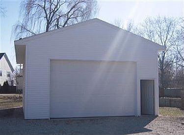 2nd image of 26119 Pettibone Rd