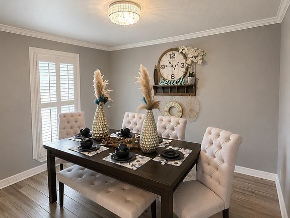 4th image of 1360 Candlestick Cir