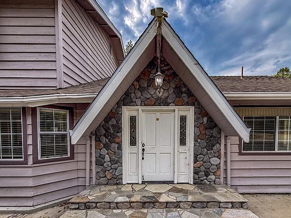 3rd image of 39314 Manzanita Dr