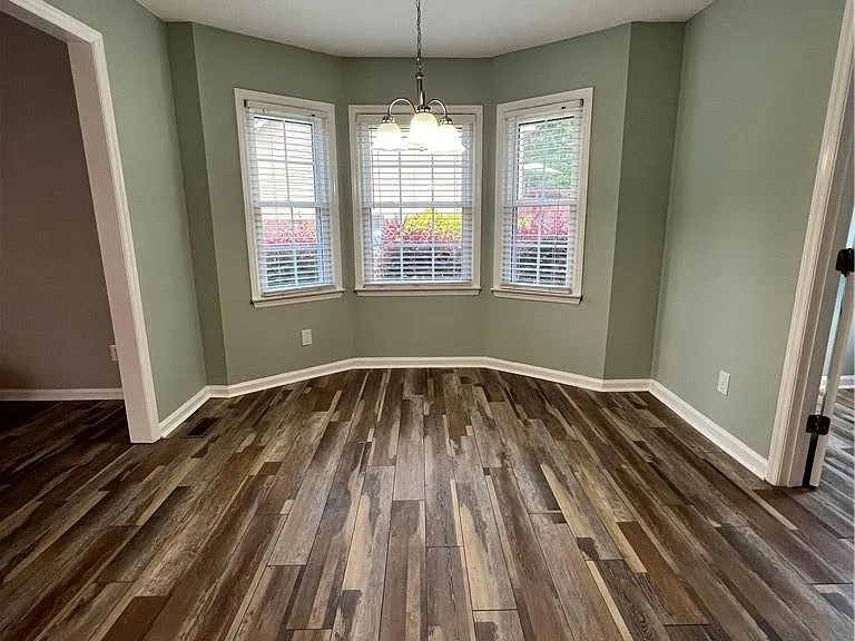 150 Creek Haven Dr — Photo 4
