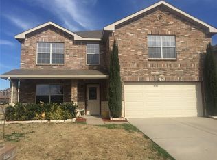 8456 Shallow Creek Dr, Fort Worth, TX 76179