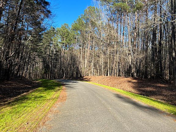 5th image of 165 Plantation Dr