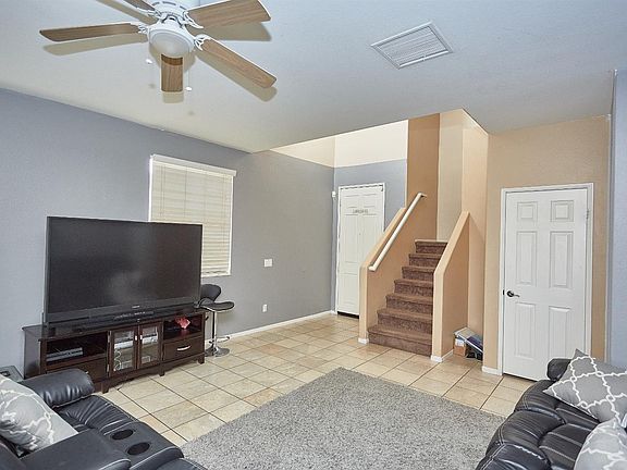 4th image of 11746 Cloverlawn Ct
