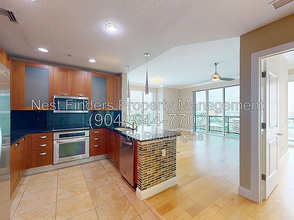 2nd image of 1431 Riverplace Blvd APT 2001