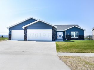 366 Spruce St, Mapleton, ND 58059