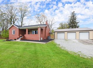 795 Schenley Rd, Leechburg, PA 15656