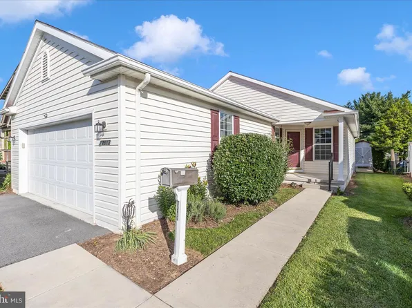 17817 Sherman Ave, Hagerstown, MD 21740