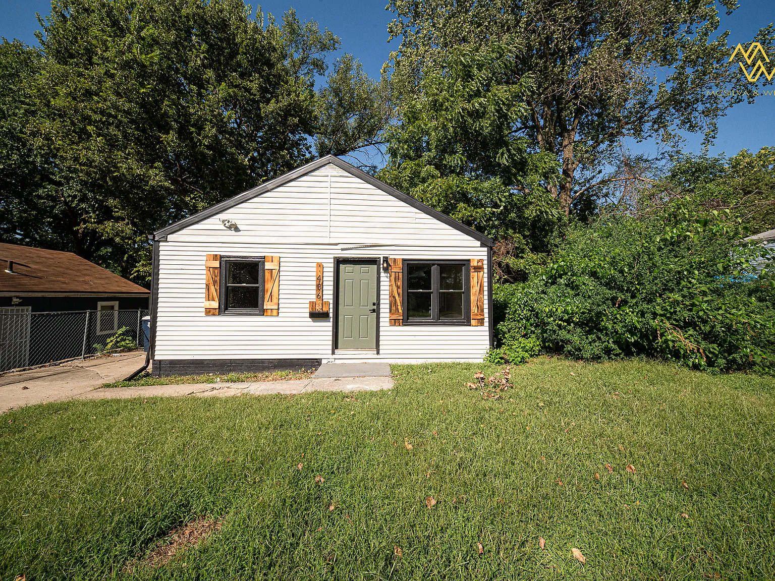 2 bed, 720 sqft, $1,400 — Photo 1