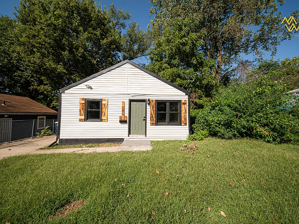 4436 Myrtle Ave