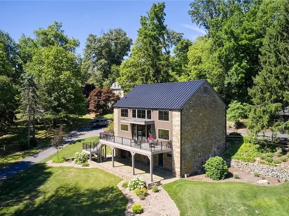 305 Bougher Hill Rd, Easton, PA 18042