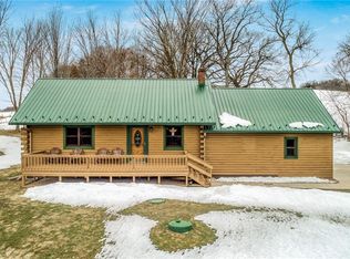 S13852 Lowes Creek Rd, Eleva, WI 54738