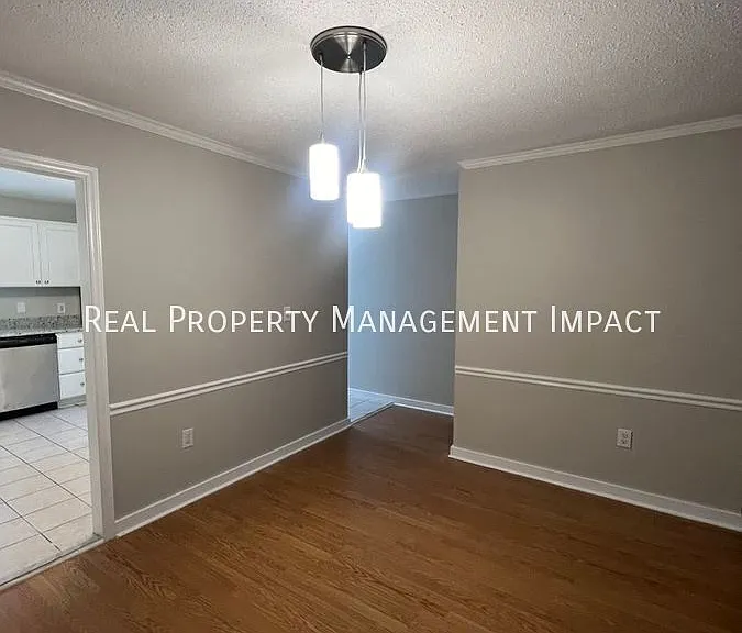 4 Willow Bridge Dr — Photo 15