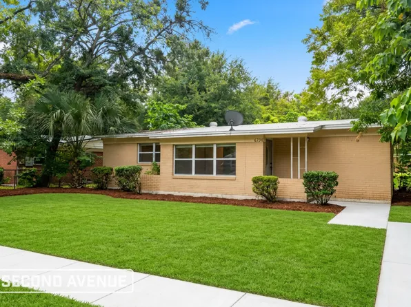 6758 Gaspar Cir E, Jacksonville, FL 32219