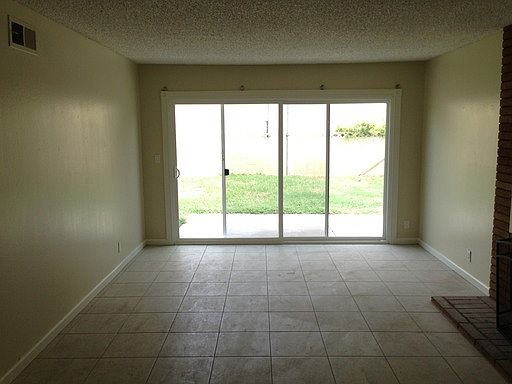 3rd image of 2547 E Westport Dr