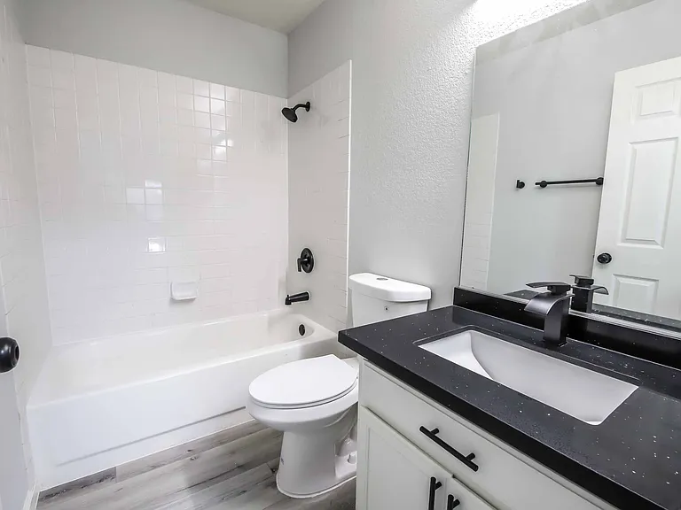 2840 Floral Peak Dr — Photo 17