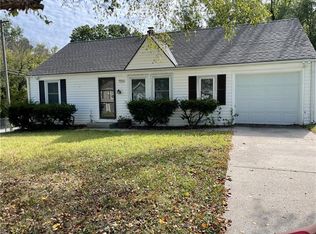 9063 E 52nd Ter, Raytown, MO 64133