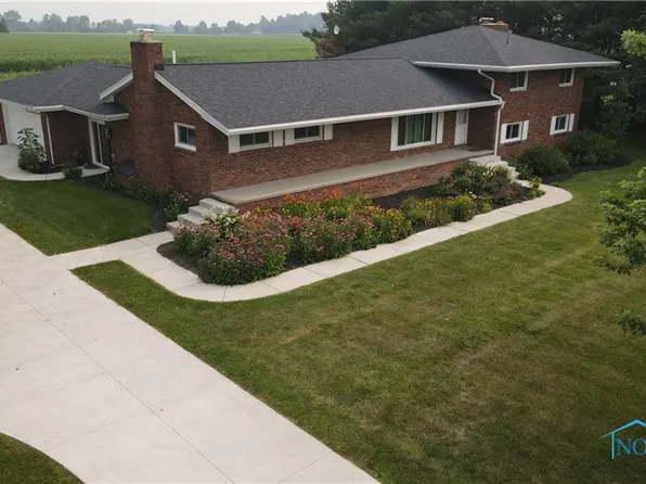 12530 Angola Rd, Swanton, OH 43558