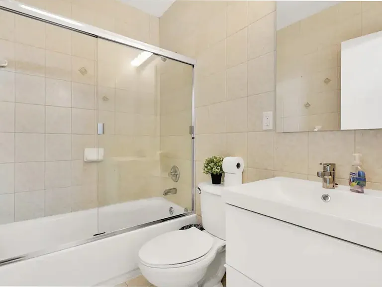2710 SW 22nd Ave — Photo 48