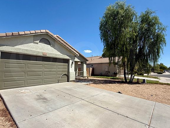3rd image of 8222 W Pima St